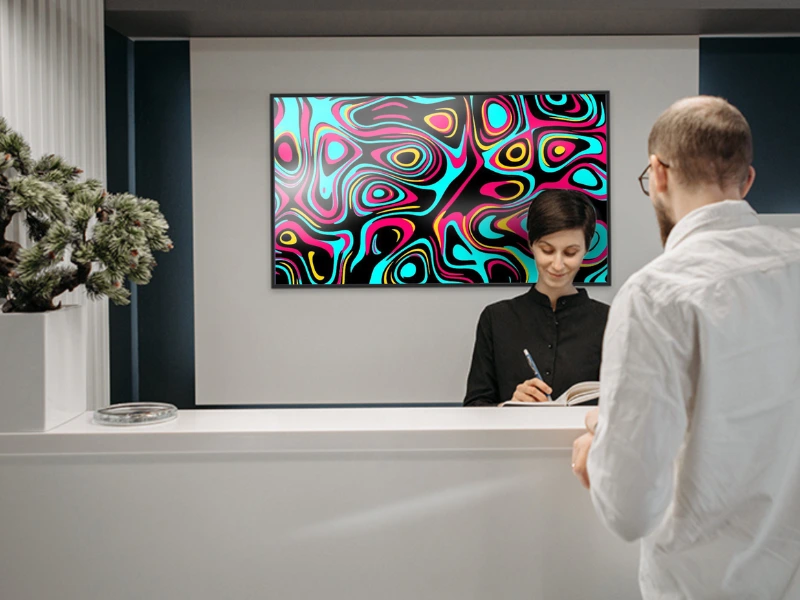 Digital Signage Screen 350 NIT